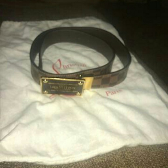 Louis Vuitton Authentic belts - Picture 2 of 6